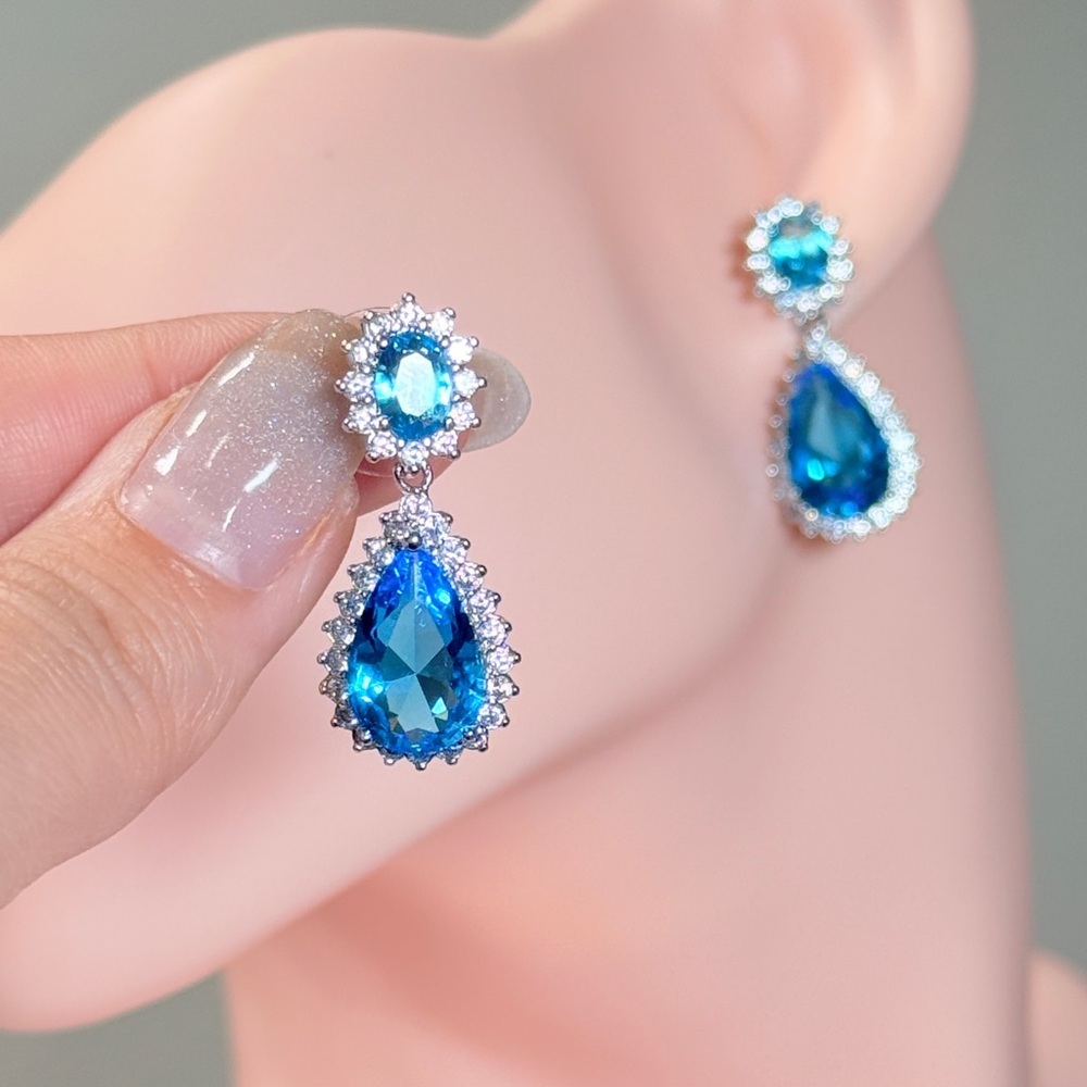 ⚜️ Elegant Blue and Silver Drop Earrings - Picture 5 of 6